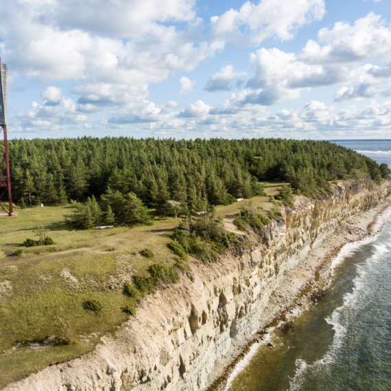 Panga,Coastal,Cliff,And,Lighthouse,(panga,Pank,,Mustjala,Cliff),,Northern